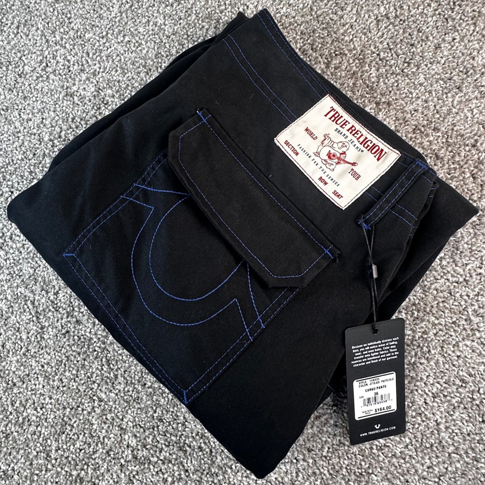 True Religion Cargo Pants Men 36 Jet Black Pacific Blue Contrast Stitch NEW $164
